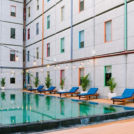POP! Hotel Kuta Beach Exterior foto