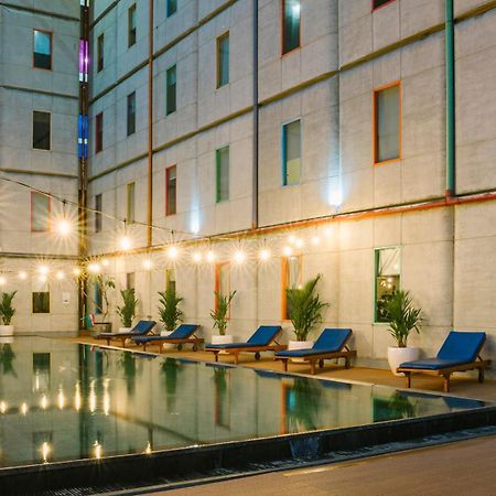 POP! Hotel Kuta Beach Exterior foto