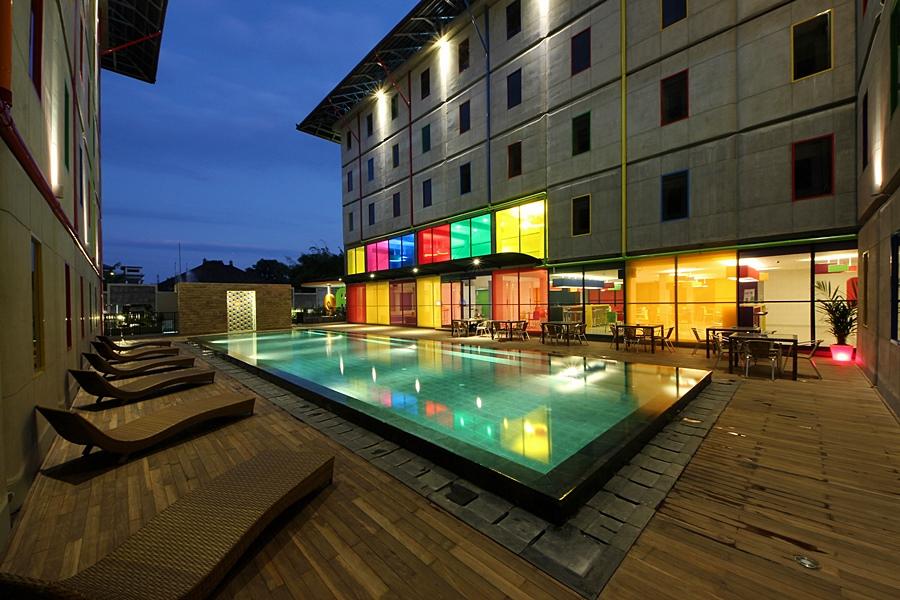 POP! Hotel Kuta Beach Exterior foto