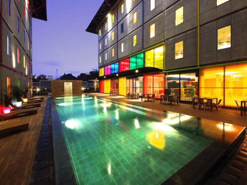 POP! Hotel Kuta Beach Exterior foto