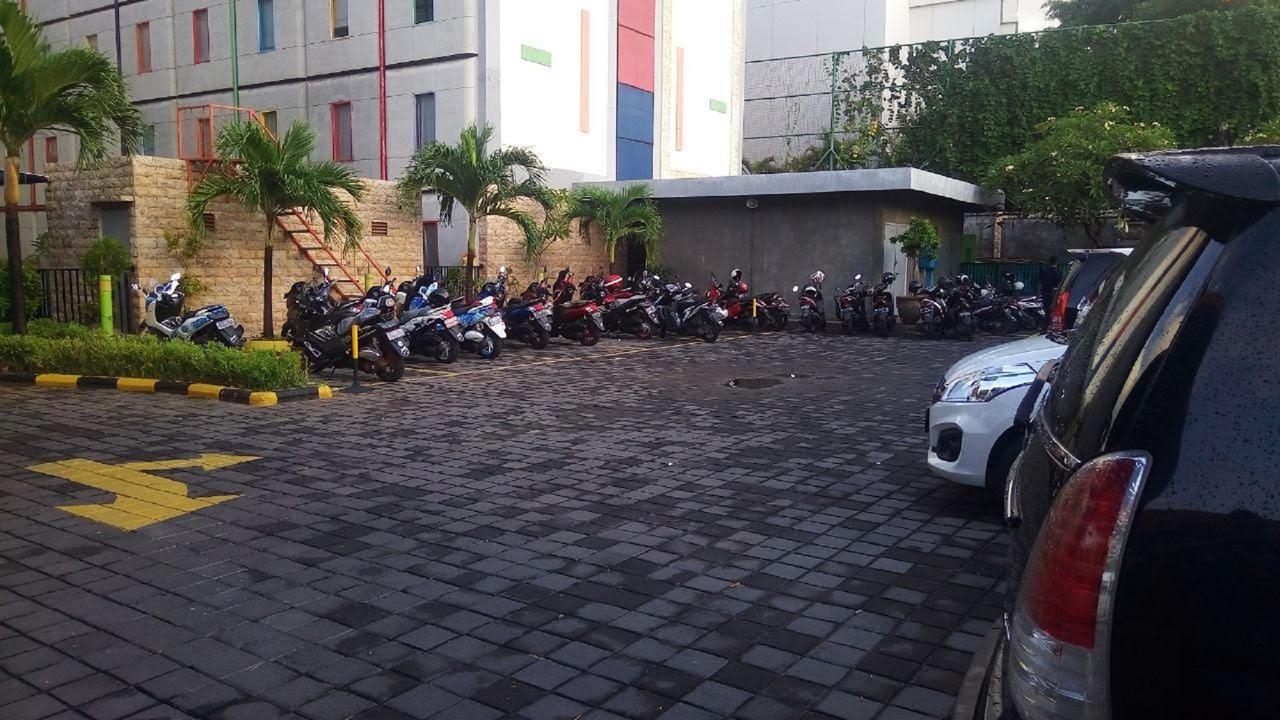 POP! Hotel Kuta Beach Exterior foto