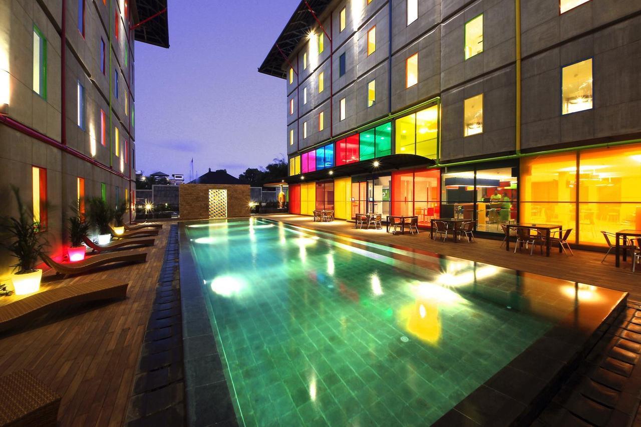 POP! Hotel Kuta Beach Exterior foto